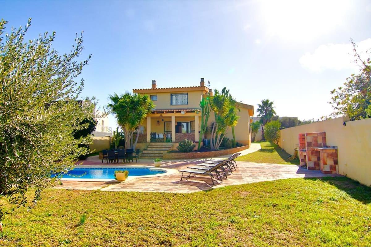Villa Olivos *