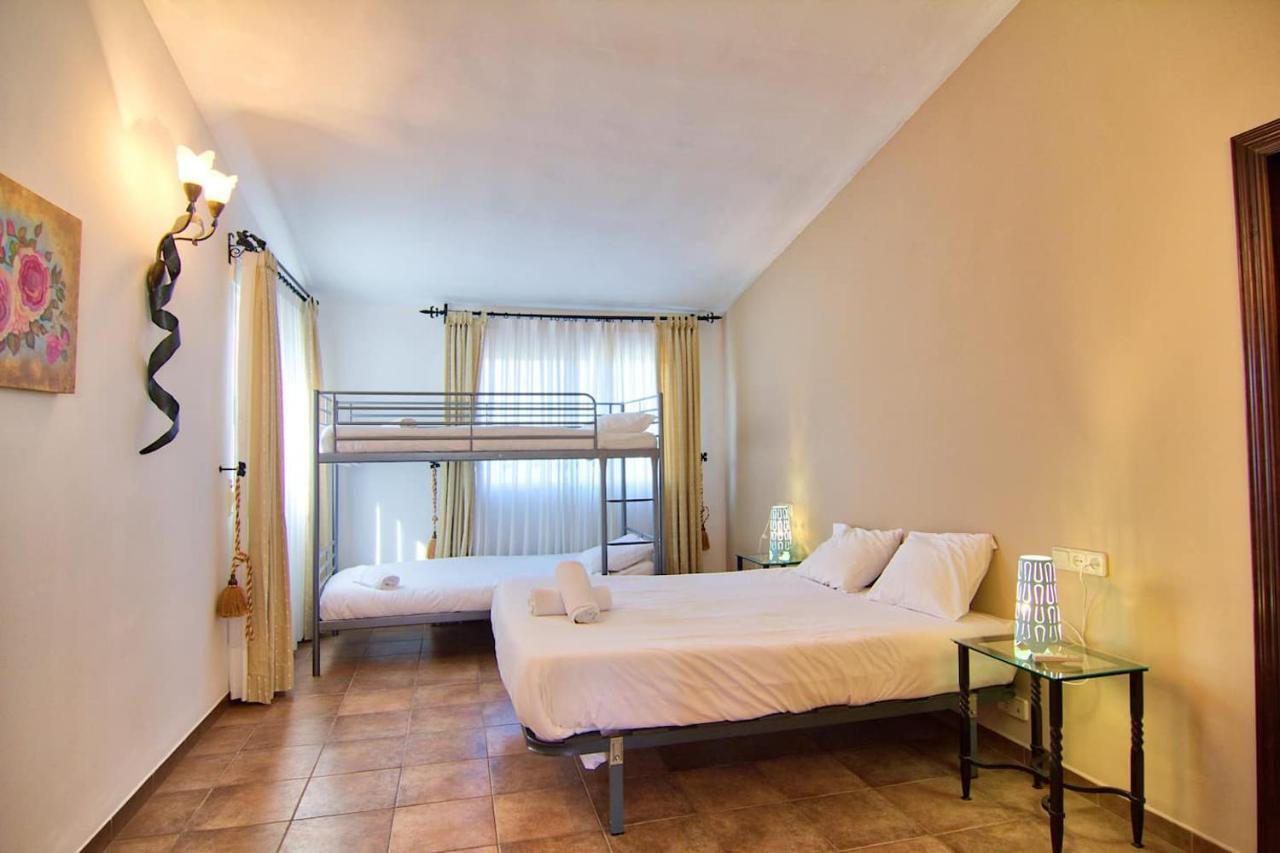 Olivos Villa